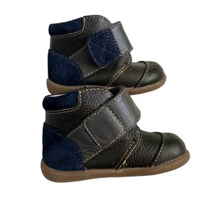 See Kai Run Sawyer Leather High Tops